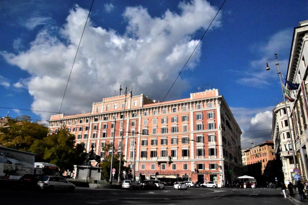 Le Suite Downtown Rome Exterior photo